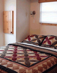 Two bedroom cabin - Lake Whitney Marina